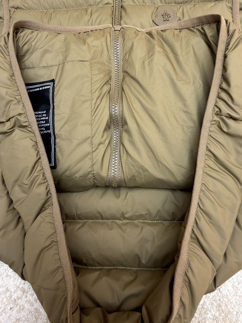 Moncler Vest 014