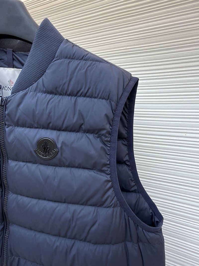 Moncler Vest 013