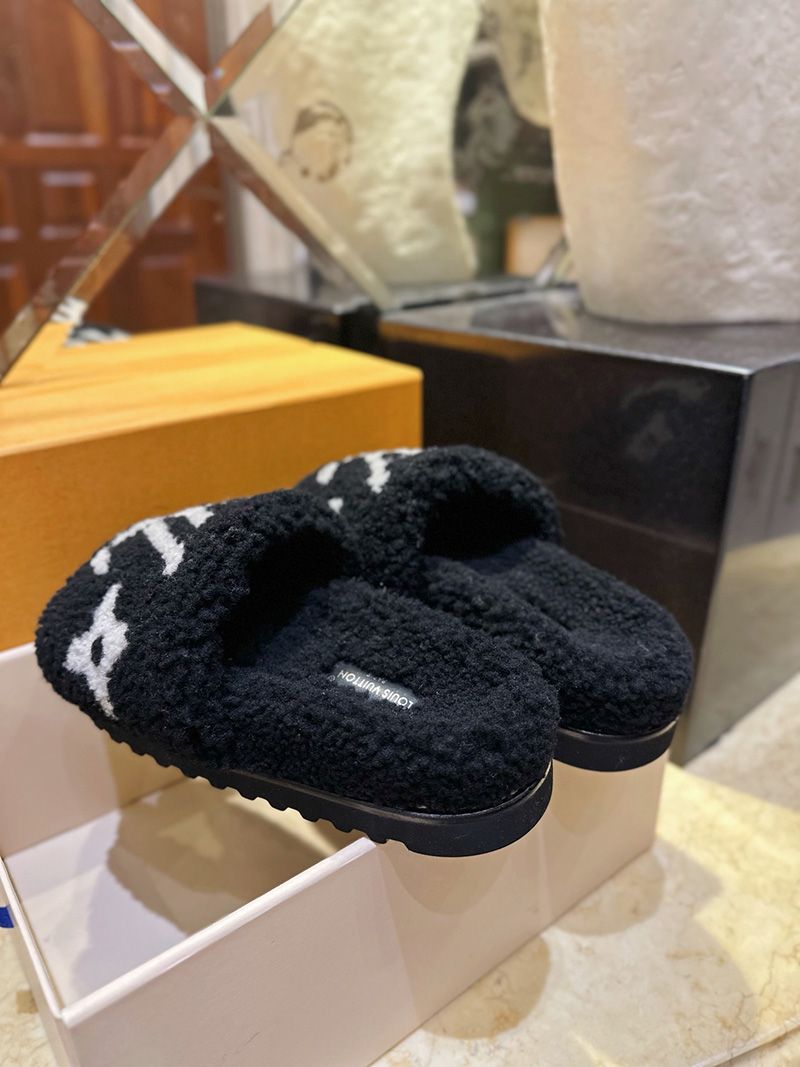 LV Wmns Slipper 143