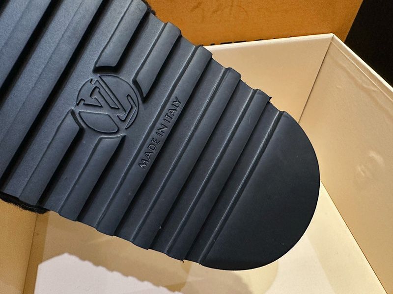 LV Wmns Slipper 143