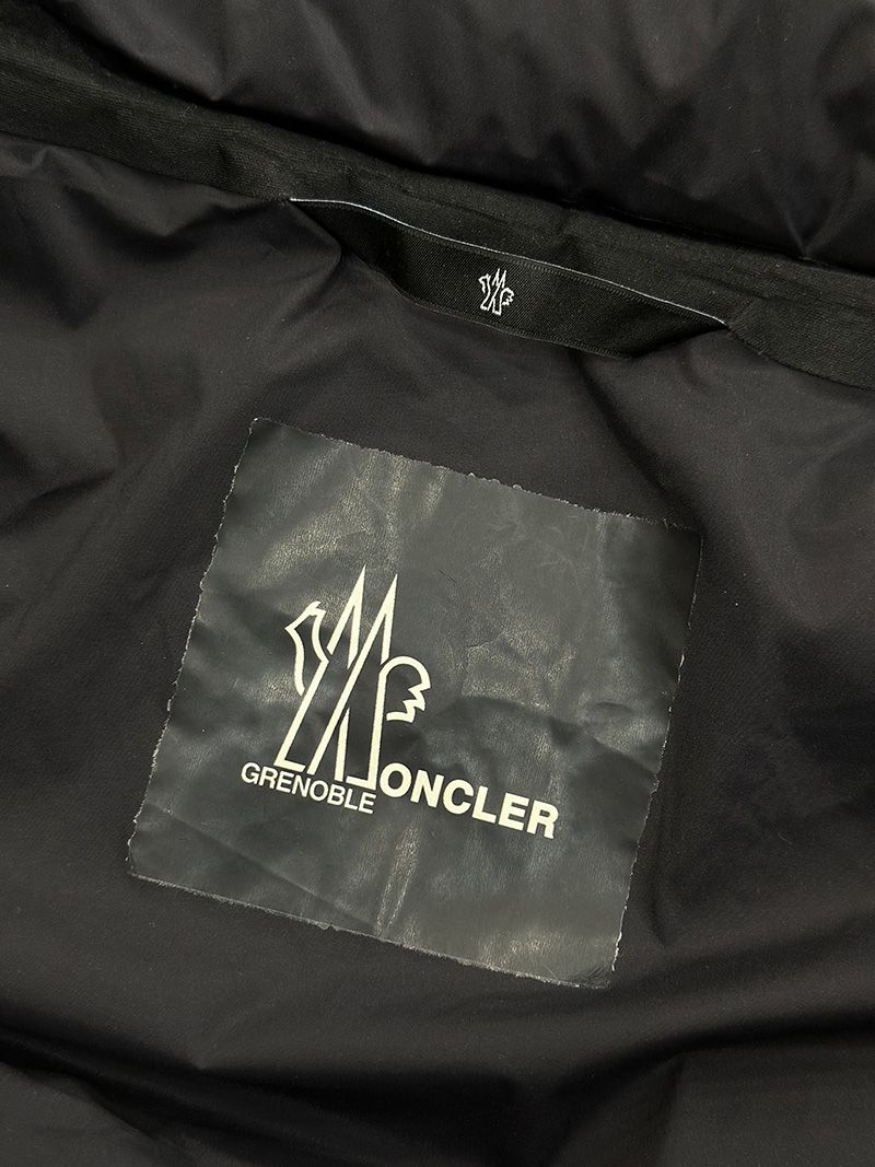 Moncler Down jacket 015