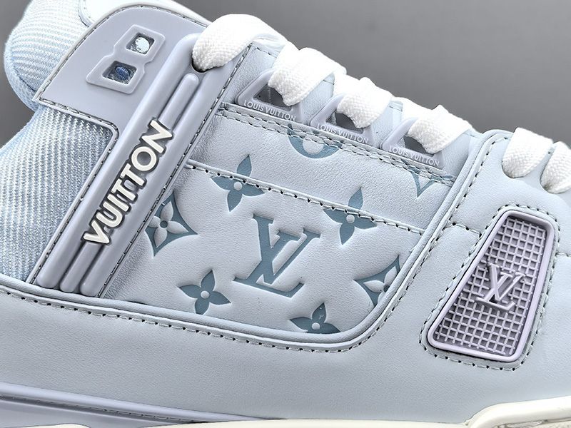 LV Trainer Sneaker 144