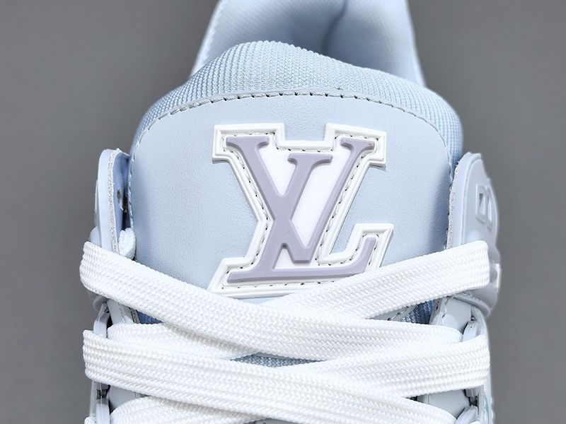 LV Trainer Sneaker 144