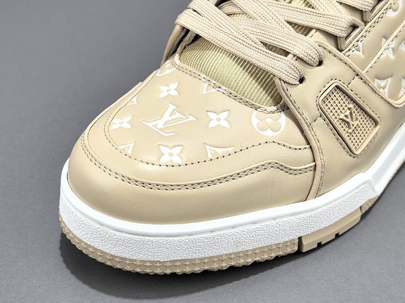 LV Trainer Sneaker 145