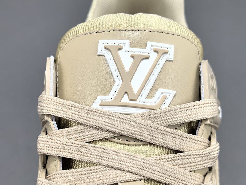 LV Trainer Sneaker 145
