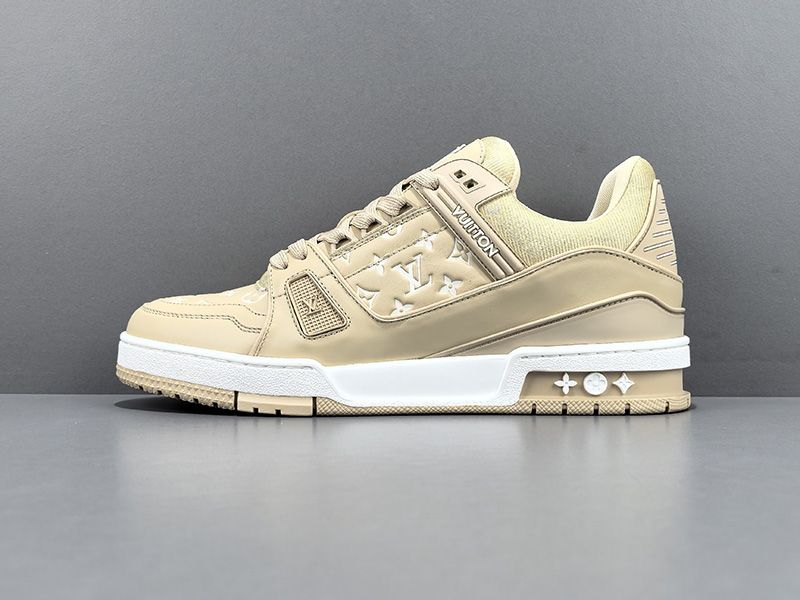 LV Trainer Sneaker 145