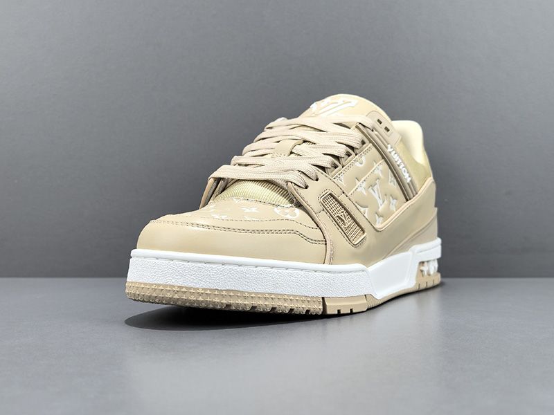 LV Trainer Sneaker 145