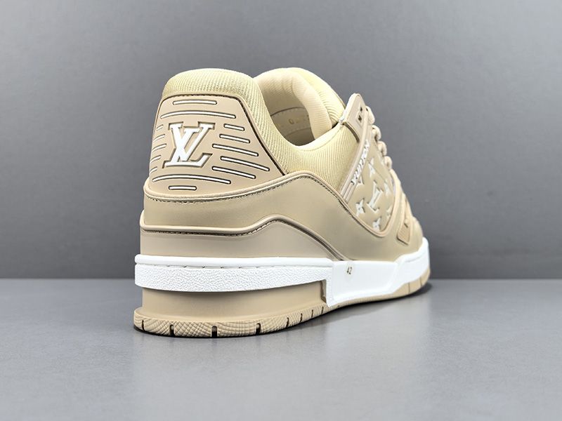 LV Trainer Sneaker 145