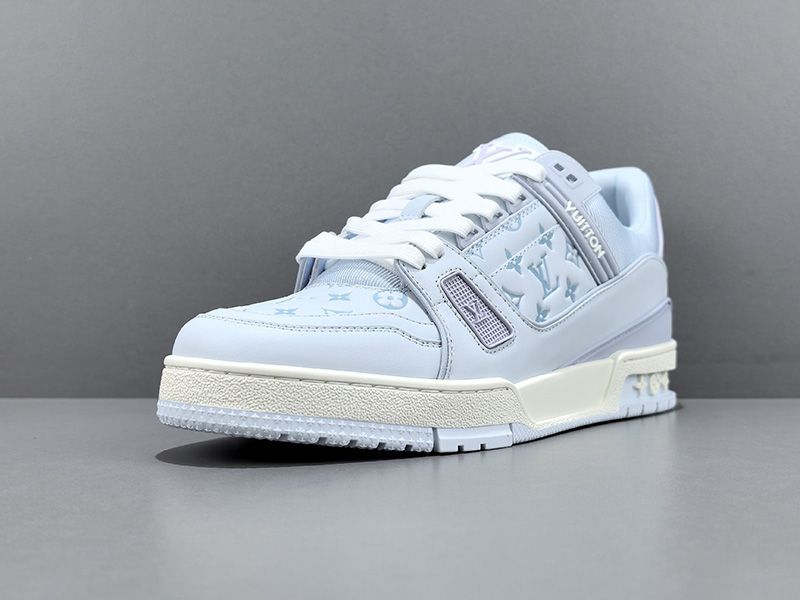 LV Trainer Sneaker 144