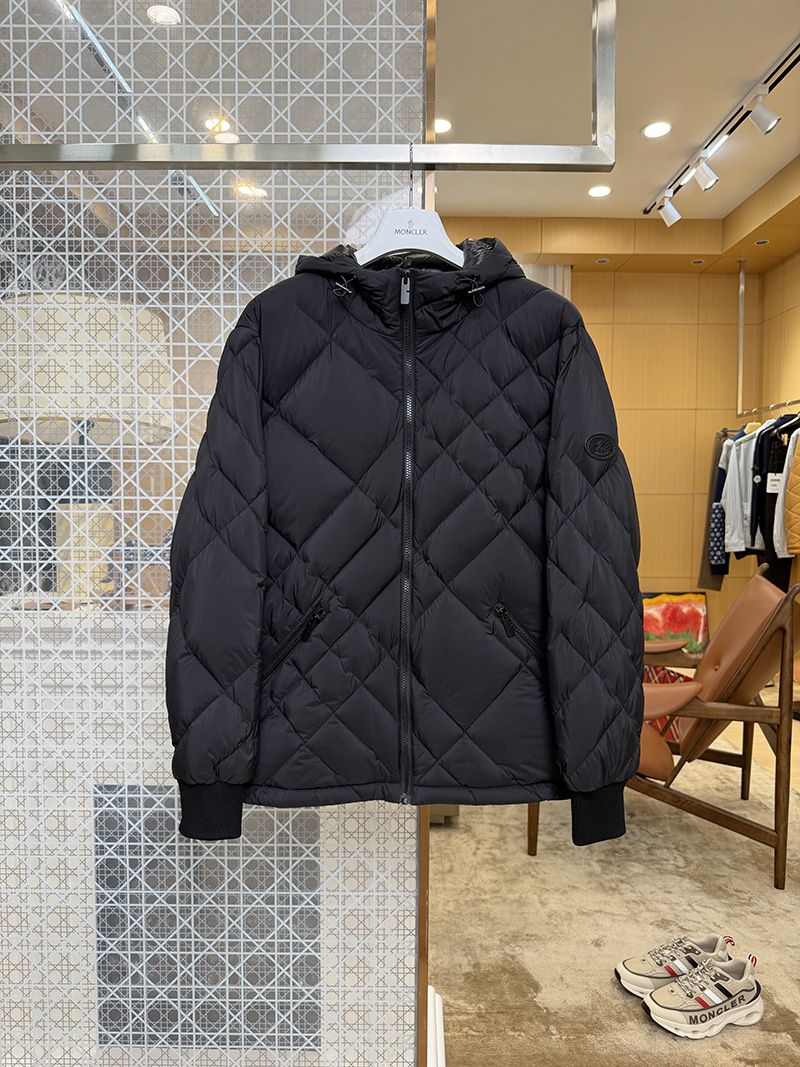 Burberry Down jacket 023