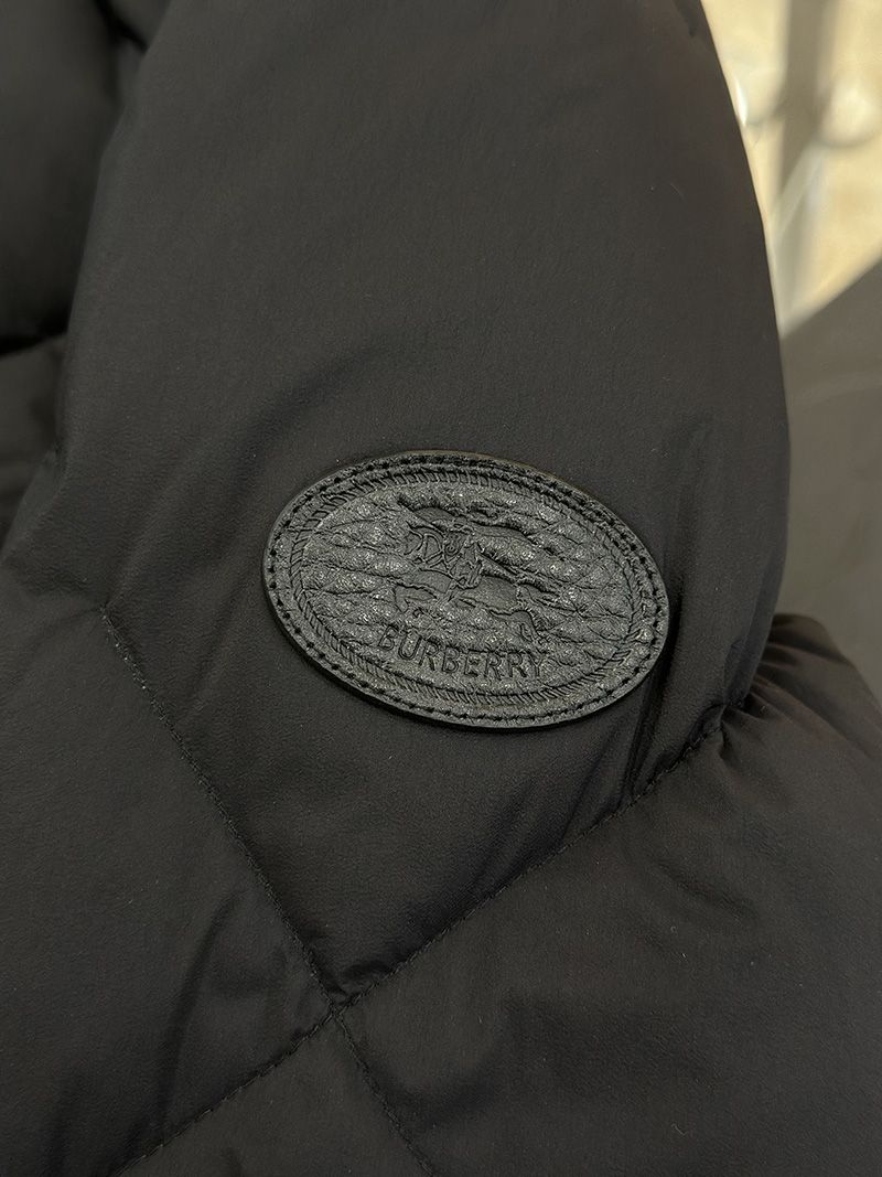 Burberry Down jacket 023