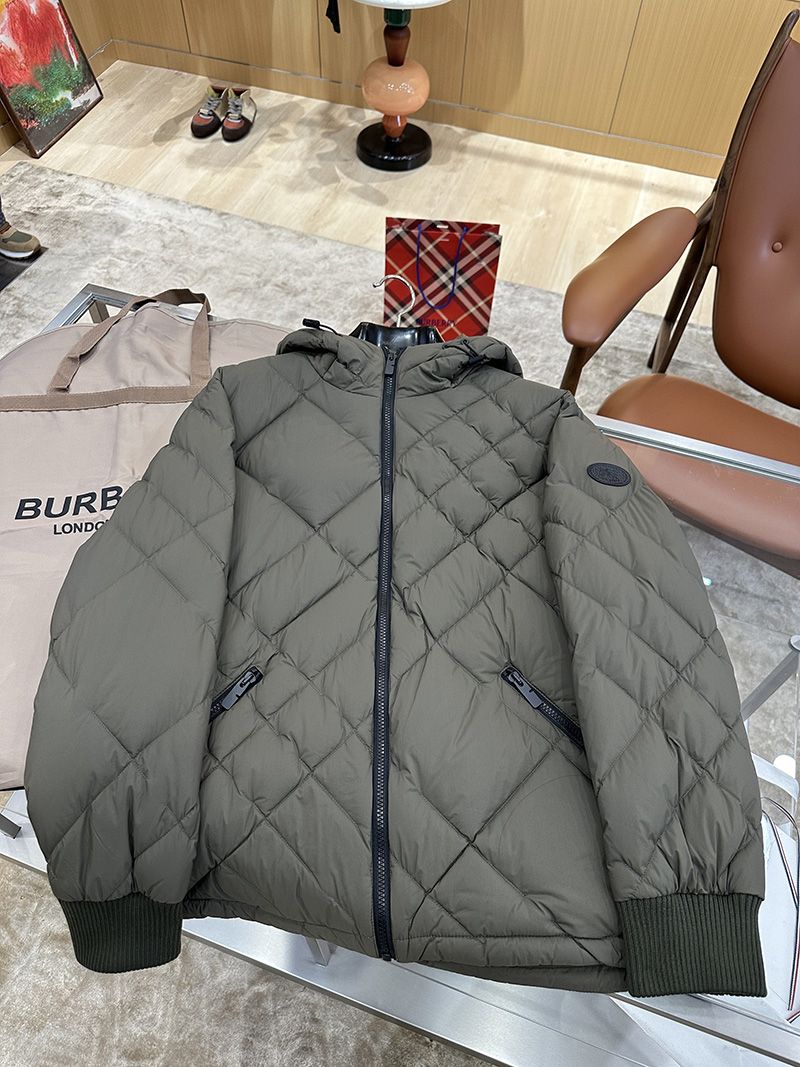 Burberry Down jacket 024