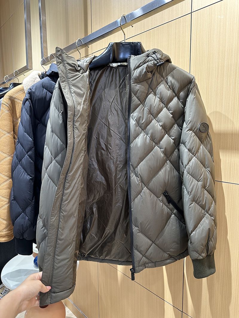 Burberry Down jacket 024