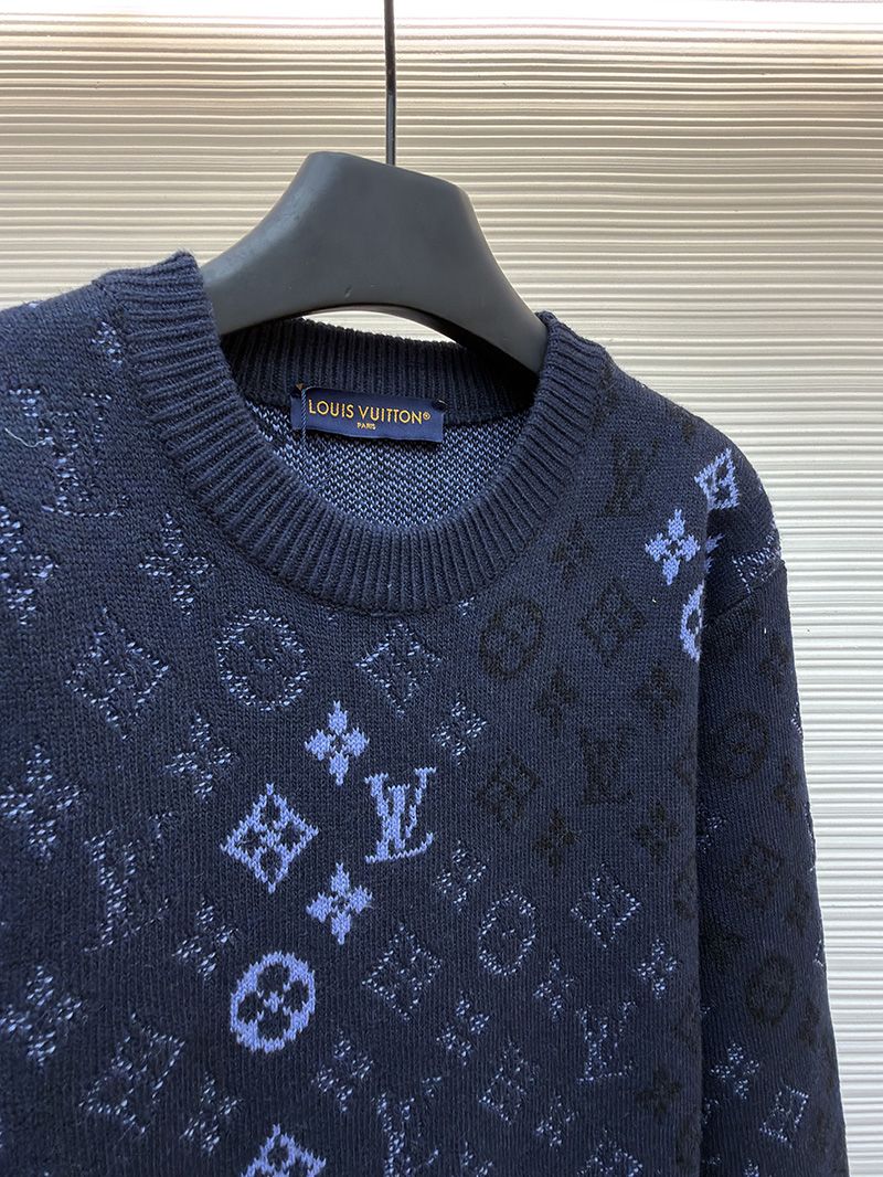 LV Sweater 103