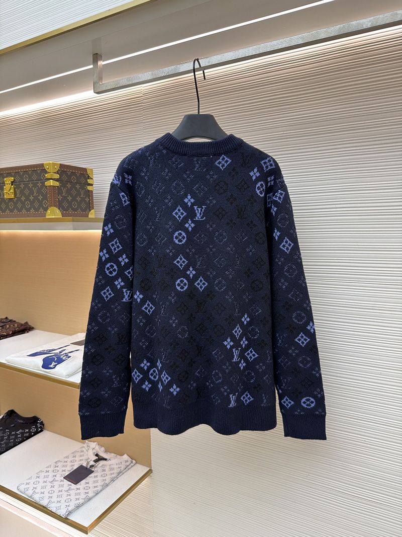 LV Sweater 103