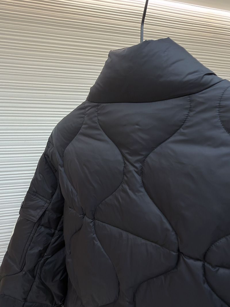 Moncler Down jacket 016