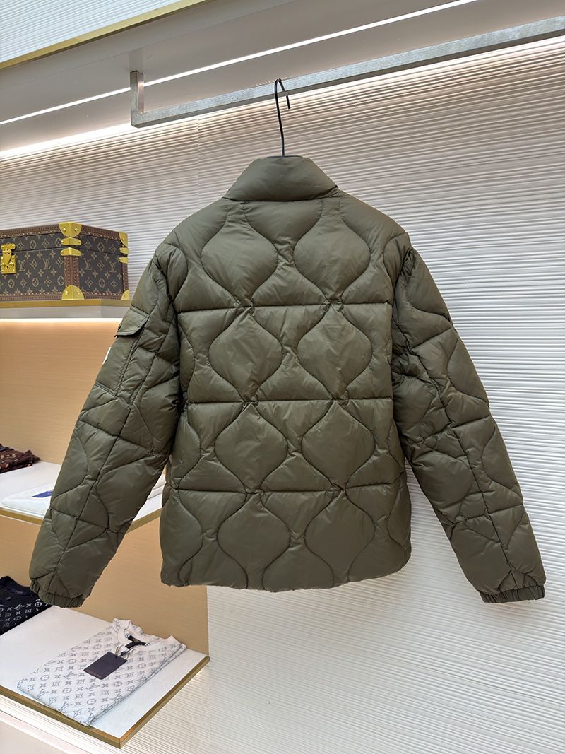 Moncler Down jacket 017