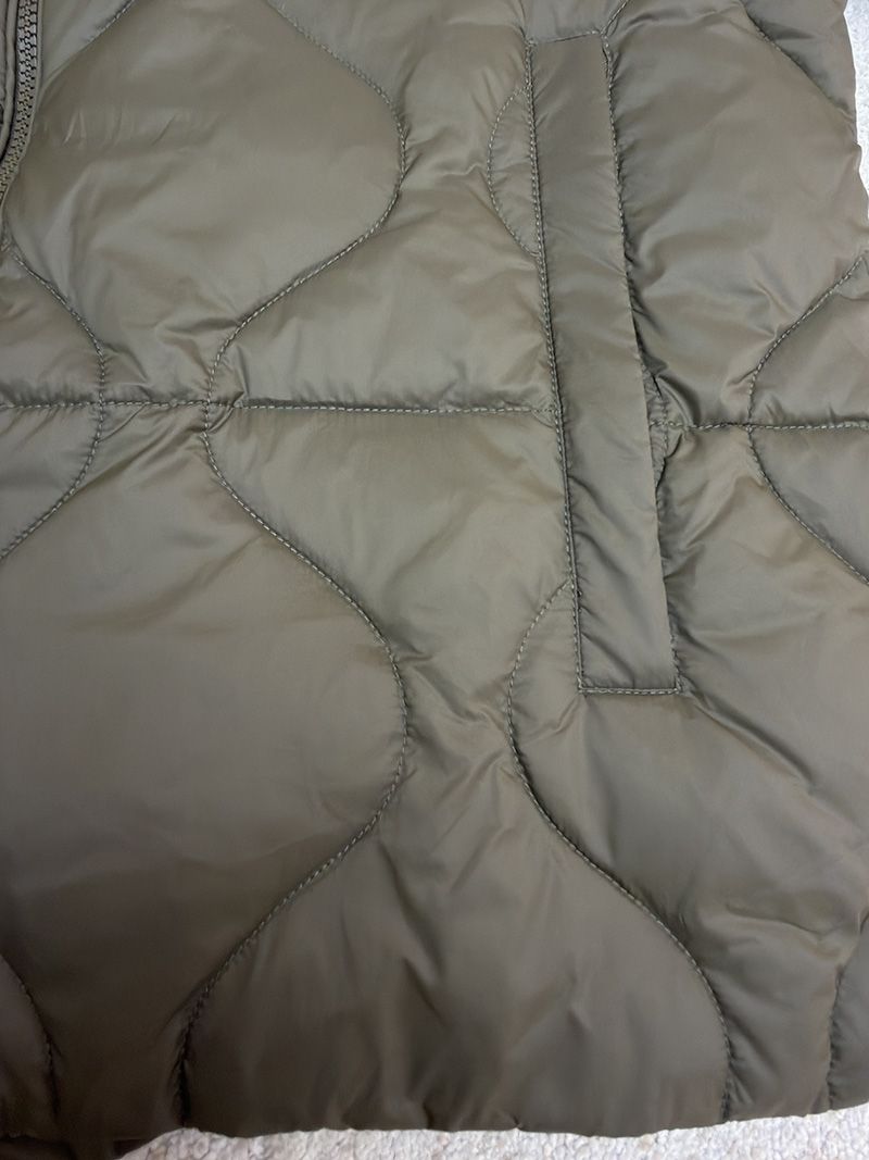 Moncler Down jacket 017