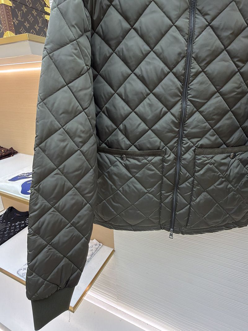 Moncler Down jacket 019