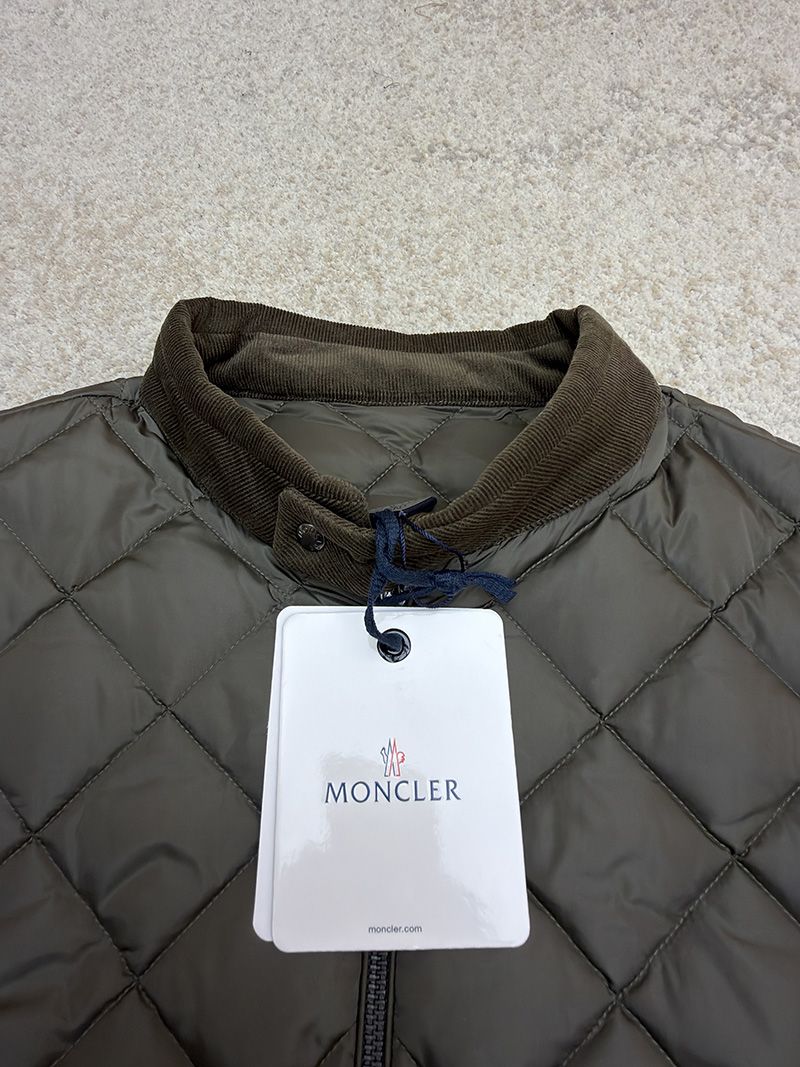 Moncler Down jacket 019