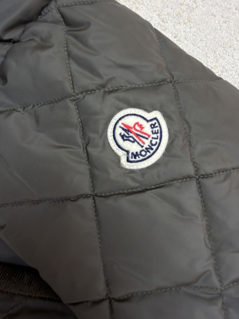 Moncler Down jacket 019