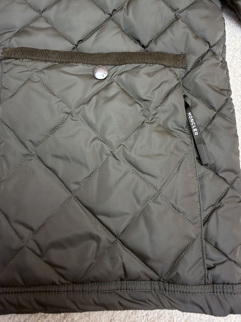 Moncler Down jacket 019