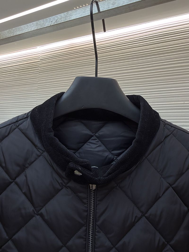 Moncler Down jacket 018