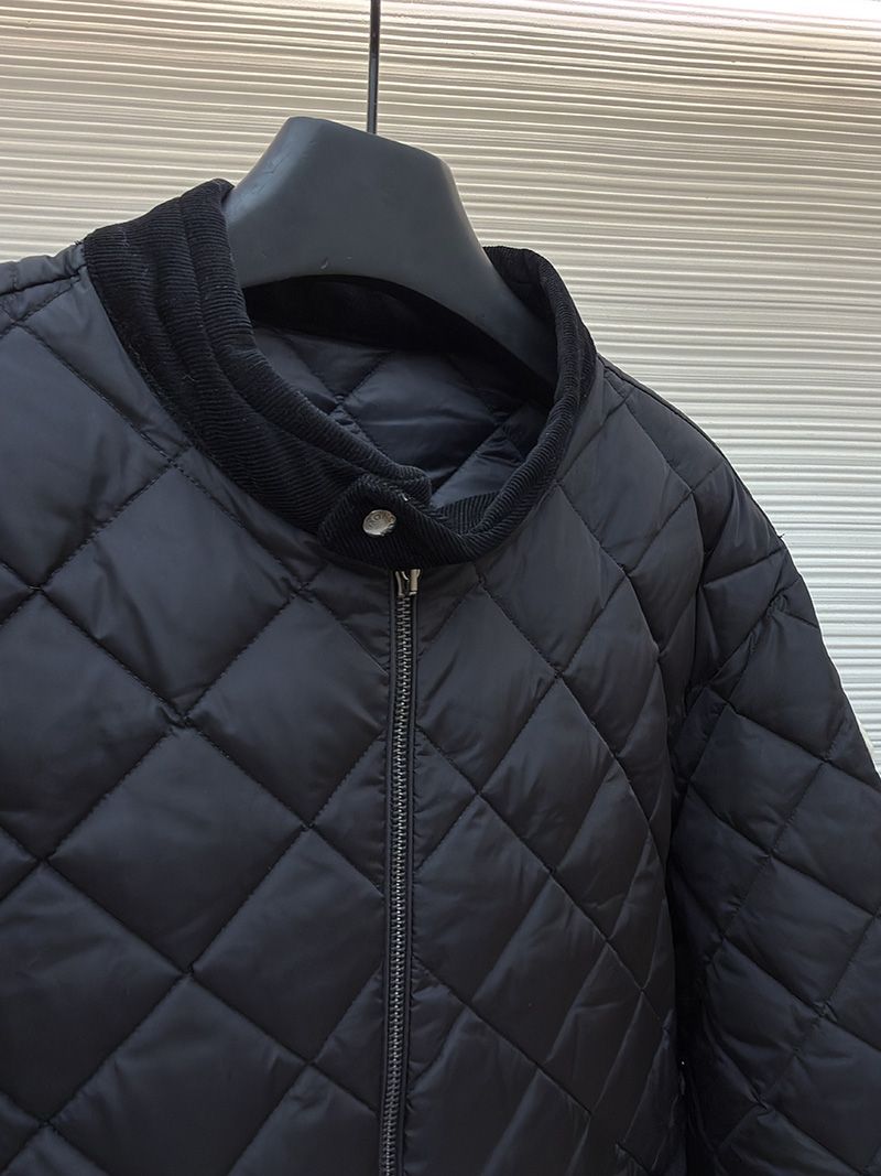 Moncler Down jacket 018