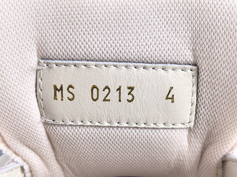 LV Wmns Trainer Sneaker 146