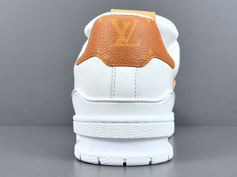 LV Trainer Sneaker 147