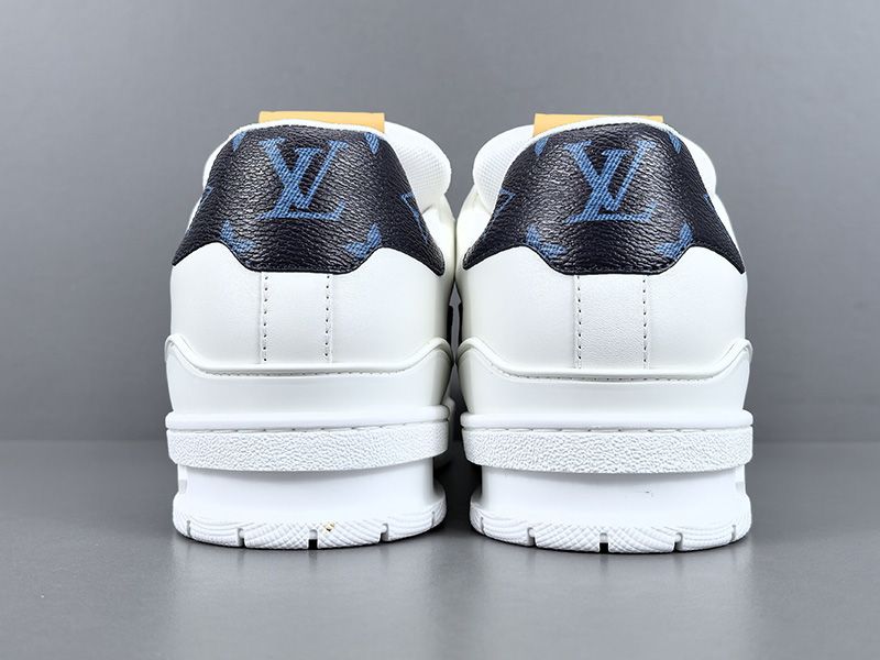 LV Trainer Sneaker 148
