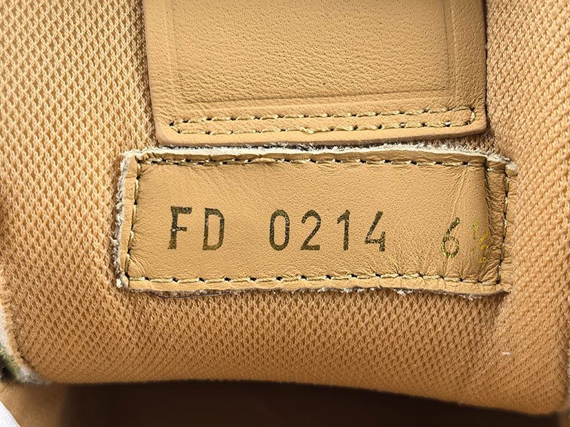 LV Trainer Sneaker 149