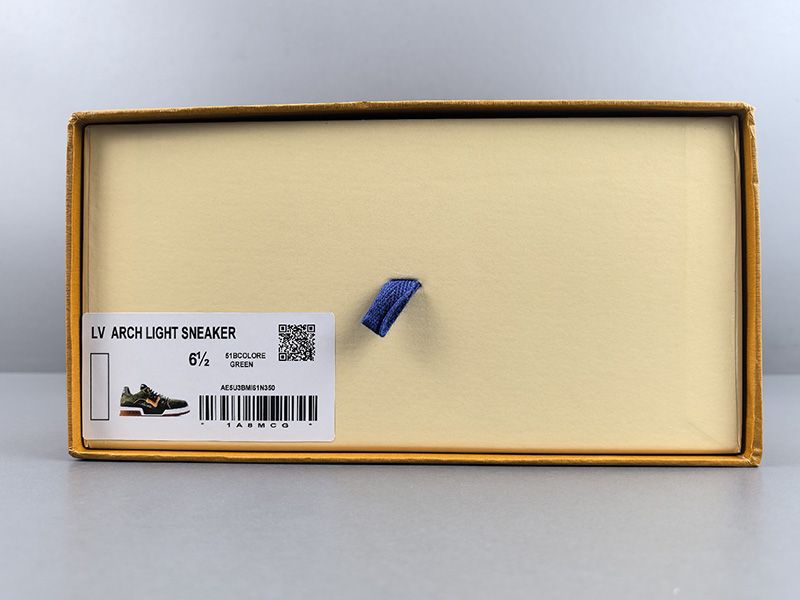 LV Trainer Sneaker 149