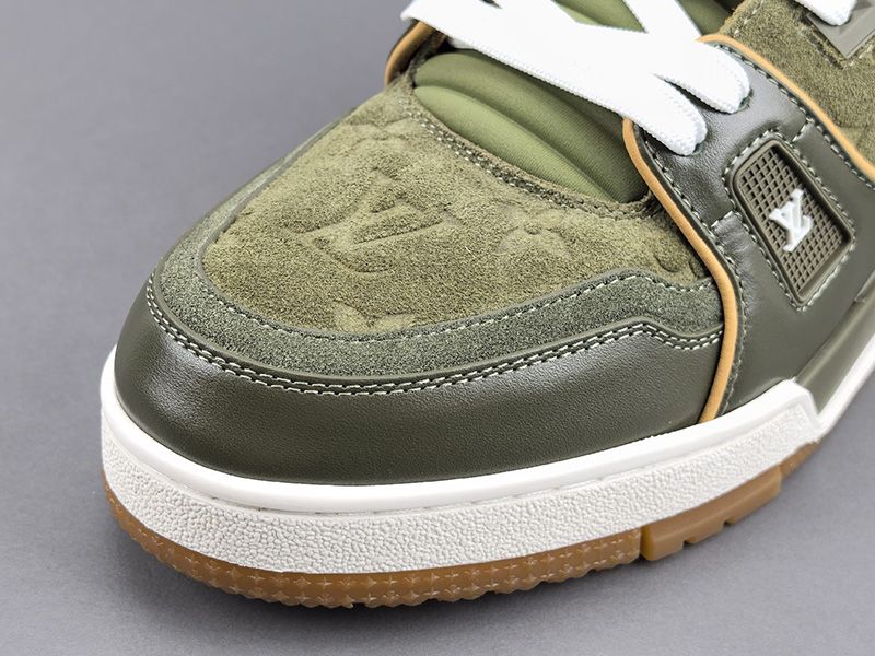 LV Trainer Sneaker 149