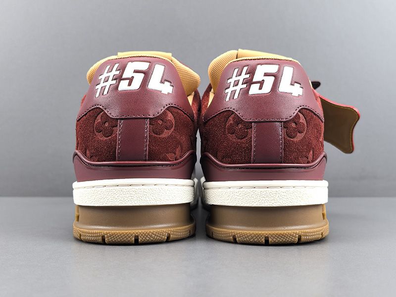 LV Trainer Sneaker 151
