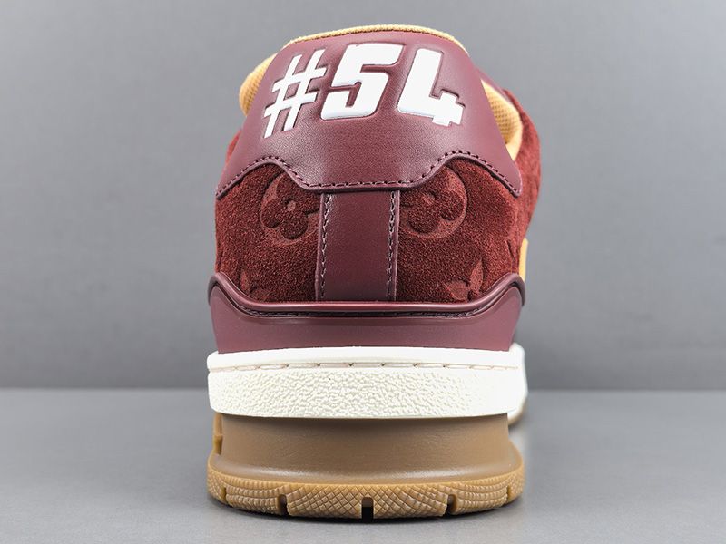 LV Trainer Sneaker 151