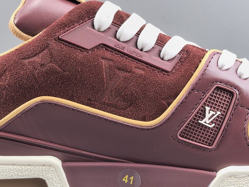 LV Trainer Sneaker 151