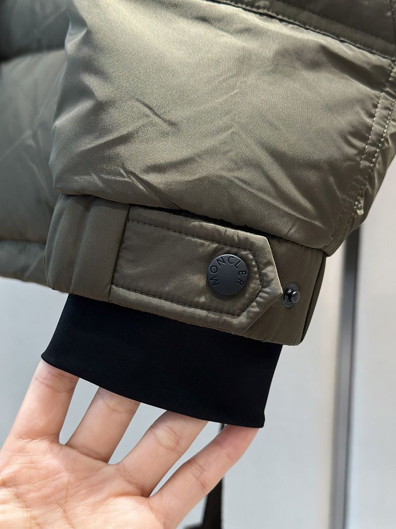 Moncler Wmns Down jacket 021