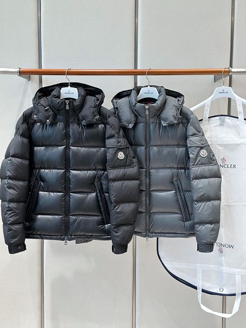 Moncler Down jacket 023