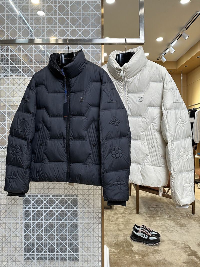 LV Down jacket 106