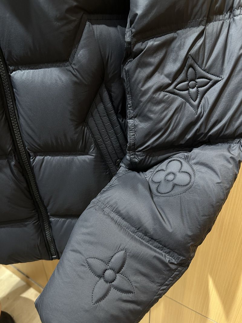 LV Down jacket 105