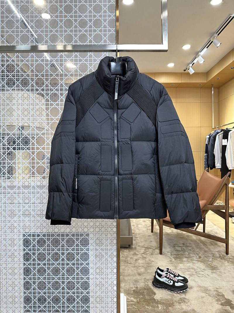 Balenciaga Down jacket 020