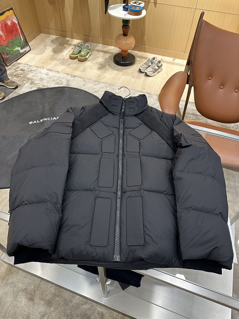 Balenciaga Down jacket 020