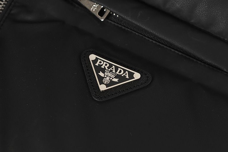 Prada Vest 017