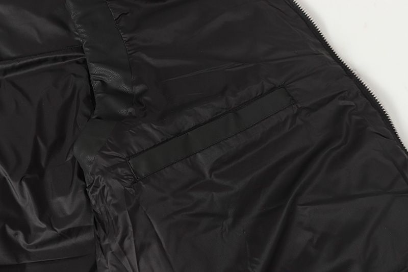 Prada Vest 017