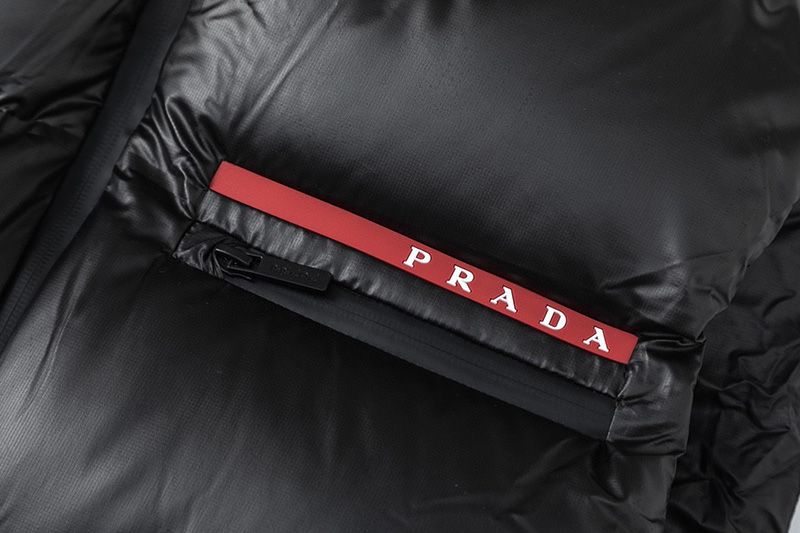 Prada Vest 017