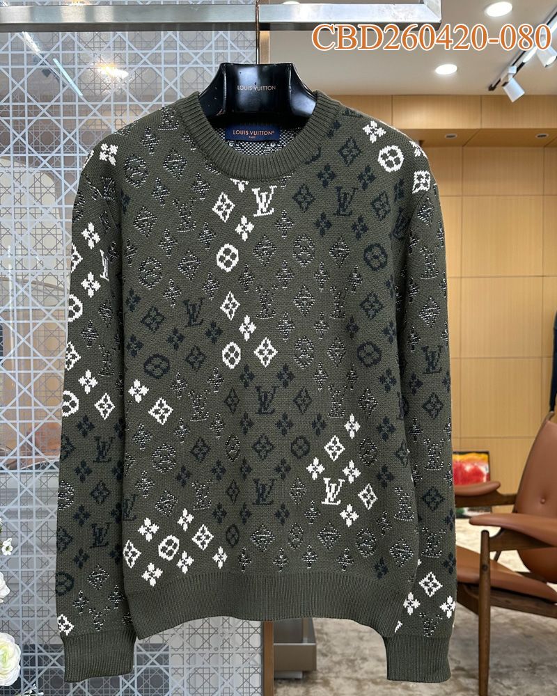 LV Sweater 102