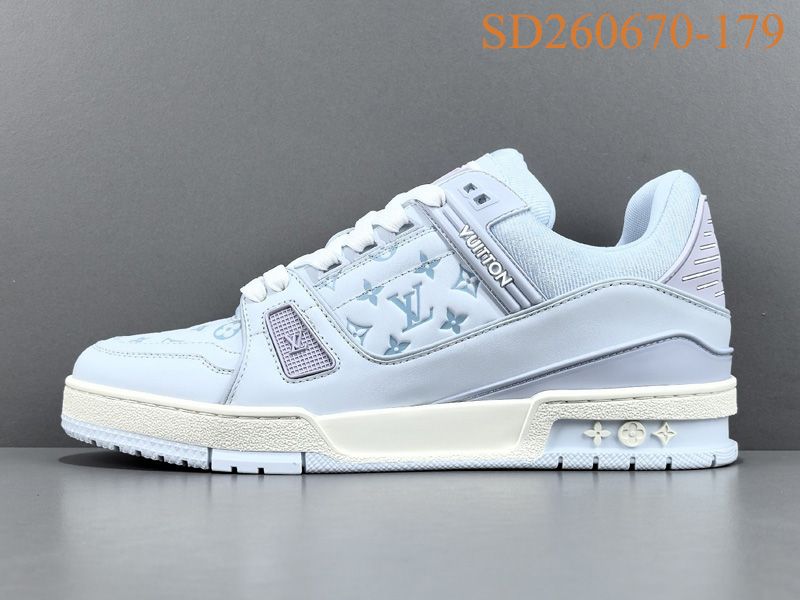 LV Trainer Sneaker 144