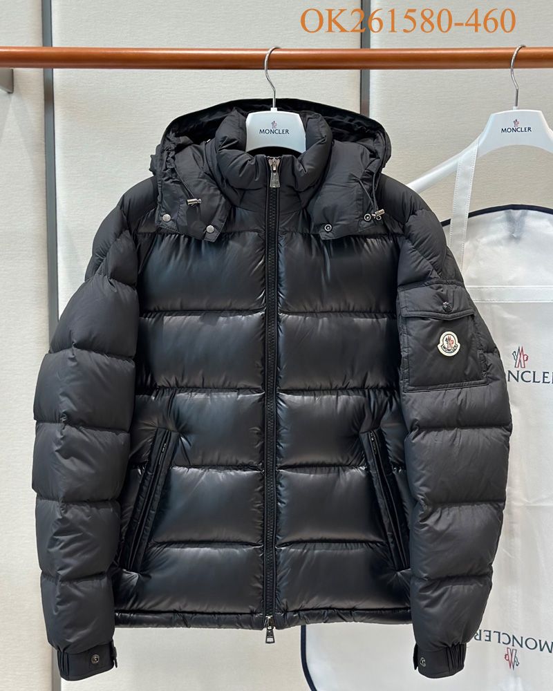 Moncler Down jacket 022
