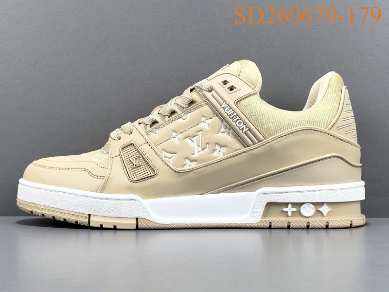 LV Trainer Sneaker 145